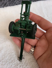 Load image into Gallery viewer, 1:32 Britain's # 9720 WWII British B.A.T. Gun - painted metal - model