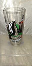 Load image into Gallery viewer, Vintage 1973-1976 Pepsi Collector Series Looney Tunes Glasses Set of 6