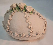 Load image into Gallery viewer, Vintage Sugar Egg Easter Diorama Panorama Egg Bunny Cottage Roses Handmade