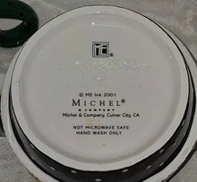 Load image into Gallery viewer, Michel & Company Stackable Scottie Dog Christmas 2001 Ceramic Teapot Set Lid