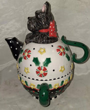 Load image into Gallery viewer, Michel & Company Stackable Scottie Dog Christmas 2001 Ceramic Teapot Set Lid