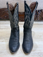 Load image into Gallery viewer, Vintage Tony Lama Black Bull Neck Western Cowboy Rare Boots Size 8