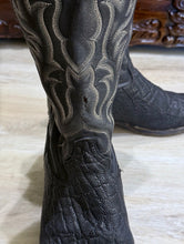 Load image into Gallery viewer, Vintage Tony Lama Black Bull Neck Western Cowboy Rare Boots Size 8
