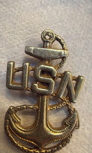 Load image into Gallery viewer, WWII US Navy CPO Chief Petty Officer Sterling Fouled Anchor Cap Badge