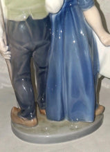 Load image into Gallery viewer, Royal Copenhagen Denmark Porcelain Figurine 1306 Dutch Couple Farmer & Milkmaid