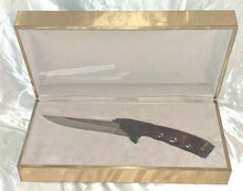 Load image into Gallery viewer, Kershaw Limited edition American Bald Eagle Bowie knife North American Wildlife