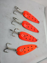 Load image into Gallery viewer, 4 VINTAGE EPPINGER ROK’T DEVLET FISHING LURES