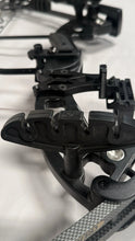 Load image into Gallery viewer, Creative XP Compound Bow RH Ready To Hunt Package Fiber Optic Sight Black
