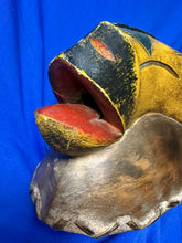 Load image into Gallery viewer, Vintage Large 23” African Tribal Blesbok Blesbuck Antelope Yellow Wood Mask