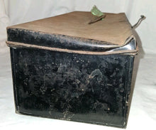 Load image into Gallery viewer, World War I (WWI) US Navy Officer's Bicorn Hat and Epauletts In Original Case