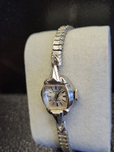 Load image into Gallery viewer, Antique Waltham Art Deco Wrist Watch, Clean - Keeps Great Time, 17 Jewels-