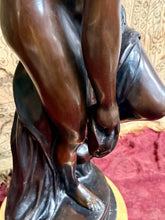 Load image into Gallery viewer, JC1- Allecra 33.5” Bronze Statue Christophe Allegrain’s ‘Bathing Venus’ by Hunt!