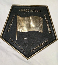 Load image into Gallery viewer, Vintage BRASS MEDALLION PLAQUE FEDERAL GOVERNMENT ASSOCIATION OF SUPERVISORS