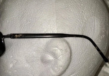 Load image into Gallery viewer, Maui Jim Kahuna Polarized Sunglasses Black Frame w/ Case & Pouch