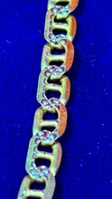 Load image into Gallery viewer, Beautiful Link Chain, 14 Karat Gold Italian Necklace 17”, 15.1grams