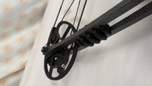 Load image into Gallery viewer, Creative XP Compound Bow RH Ready To Hunt Package Fiber Optic Sight Black