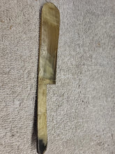 Load image into Gallery viewer, Antique ea. 1800's Large Horn Knife New England Primitive 6.5"
