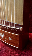 Load image into Gallery viewer, Yangzhou Chinese Guzheng 21-String Zither Mother-of-Pearl Inlay Professional