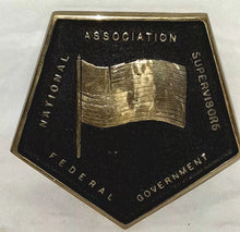 Load image into Gallery viewer, Vintage BRASS MEDALLION PLAQUE FEDERAL GOVERNMENT ASSOCIATION OF SUPERVISORS