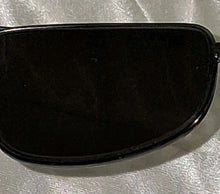 Load image into Gallery viewer, Maui Jim Kahuna Polarized Sunglasses Black Frame w/ Case & Pouch