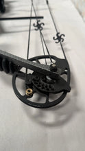 Load image into Gallery viewer, Creative XP Compound Bow RH Ready To Hunt Package Fiber Optic Sight Black
