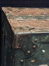 Load image into Gallery viewer, Vietnam Era Military Metal Storage Case – MIL-C-4740 MF-1 – Case No. 1 of 2