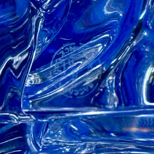 Load image into Gallery viewer, Exquisite Majestic BACCARAT Figurine AMERICAN Art Crystal Eagle, Hawk, Falcon