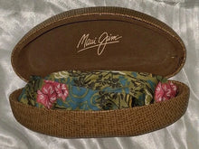 Load image into Gallery viewer, Maui Jim Kahuna Polarized Sunglasses Black Frame w/ Case & Pouch