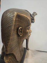 Load image into Gallery viewer, Vintage Austin Productions 1977 Egyptian King Tut Pharaoh Bust Sculpture