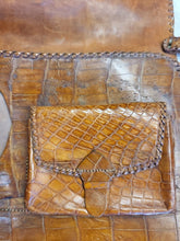 Load image into Gallery viewer, Vintage Alligator taxidermy Murse Purse Genuine Leather 1940’s Handbag Antique