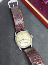 Load image into Gallery viewer, Vintage 1940 Man’s BULOVA SHOCKMASTER Stunning Gold Dial