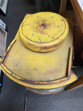 Load image into Gallery viewer, PORTABLE LIGHTHOUSE LIGHT FLOODLIGHT AGA MARITIME VINTAGE FRESNEL LENS Yellow