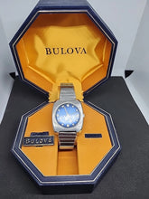 Load image into Gallery viewer, Vintage 33mm Bulova Sea King Crosshair Men's Mechanical Wristwatch 11BLC Steel