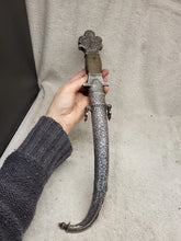 Load image into Gallery viewer, Antique Islamic Middle Eastern Mughal Dagger Jambiya In Silver Sheath (swgn1008)