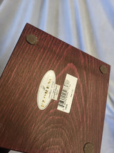 Load image into Gallery viewer, Giuseppe Armani Figurine Tamara 0798C Limited Edition Florence cls1024