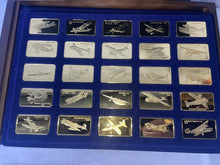 Load image into Gallery viewer, Jane's Medallic Register Great Aircraft 24kt Gold Plate on Bronze 100 Ingot Set