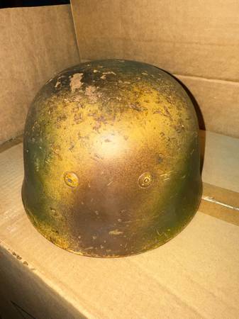 M38 – Fallschirmjäger WWII German paratrooper camo helmet Size ET 68 Lot 9251 - $4,200 (San Diego)
