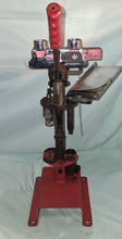 Load image into Gallery viewer, (1) Vintage MEC Sizemaster SM77 12 Gauge Shotshell Reloading Press
