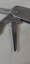 Load image into Gallery viewer, 1965 CAMILLUS U.S. MILITARY UTILITY FOLDING KNIFE VIETNAM ERA - VINTAGE
