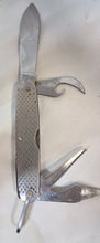 Load image into Gallery viewer, 1965 CAMILLUS U.S. MILITARY UTILITY FOLDING KNIFE VIETNAM ERA - VINTAGE
