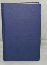 Load image into Gallery viewer, Signed 1968 New Soaring Pilot Ann &amp; Lorne Welch 1st Ed DJ Gliding History Marfa
