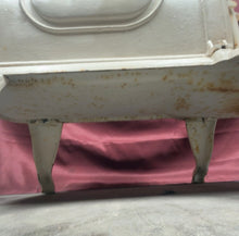Load image into Gallery viewer, Vintage Atlanta Stove No 2 White Cast Iron Wood Laundry Box Stove
