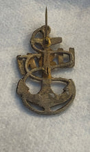 Load image into Gallery viewer, WWII US Navy CPO Chief Petty Officer Sterling Fouled Anchor Cap Badge
