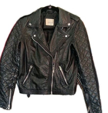Load image into Gallery viewer, Red Leather ette Women's Black Leather Moto Biker Jacket Quilted Sleeves Size 10
