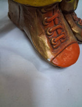 Load image into Gallery viewer, Vintage 1976 Progressive Art Products Circus Clown Figurine Balloons Dog Plaster
