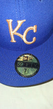 Load image into Gallery viewer, Kansas City Royals - NEW ERA 59Fifty - Fitted Hat/Cap - Size 7 1/2 - Blue/Gold
