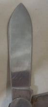 Load image into Gallery viewer, 1965 CAMILLUS U.S. MILITARY UTILITY FOLDING KNIFE VIETNAM ERA - VINTAGE
