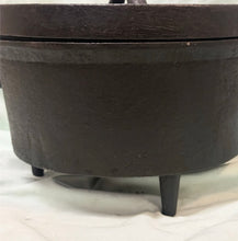 Load image into Gallery viewer, Antique Cast Iron No 3 Camp Dutch Oven 3-Legged Footed Pot With Lid 10" 16.5lb
