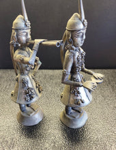 Load image into Gallery viewer, VTG Rajasthani Metal Musician Band Duo Figurines 7.5" Tin India Pakistan
