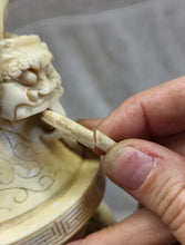 Load image into Gallery viewer, VTG CHINESE RESIN CARVED CENSER INCENSE BURNER F00 DOG SIGNED 3 FOOTED
